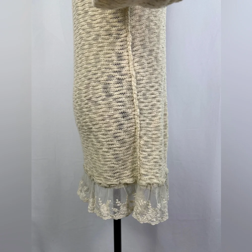 Crystal Kobe Cream Knit Sweater with Lace Hemline Boho Chic Size M